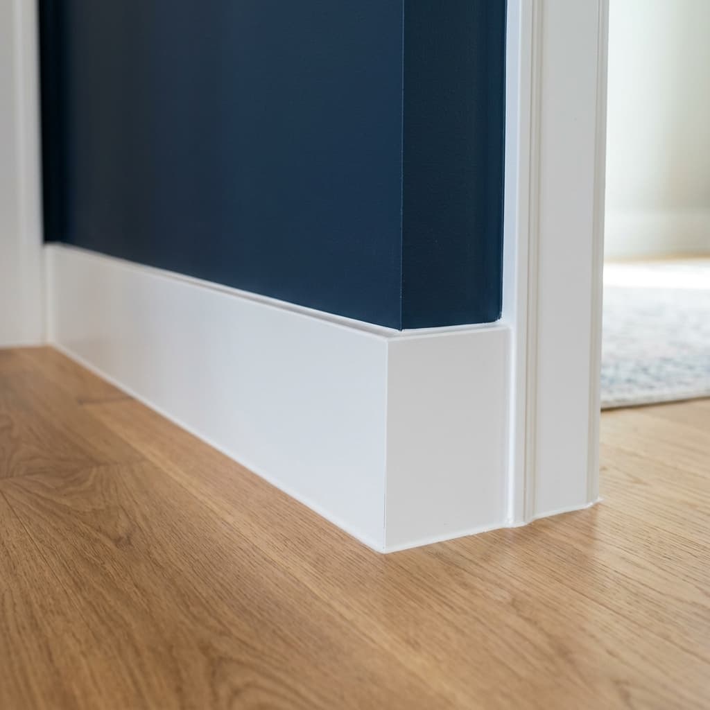 Baseboards & Finishing service